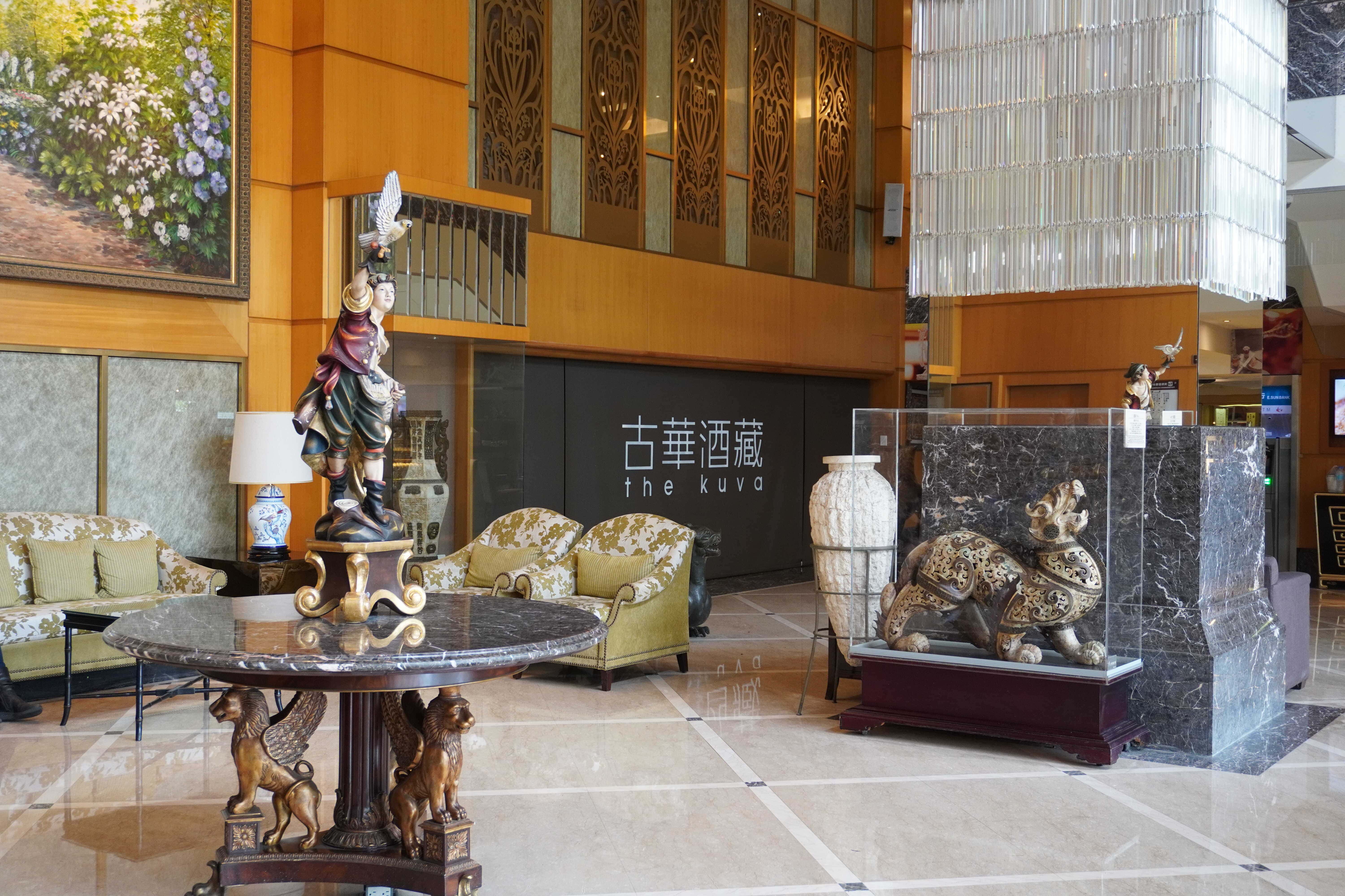 桃園飯店推薦 古華花園飯店hotel Kuva Chateau 平價寬敞五星級桃園飯店 鄰近中壢觀光夜市 熊貓愛吃魚の美食旅行